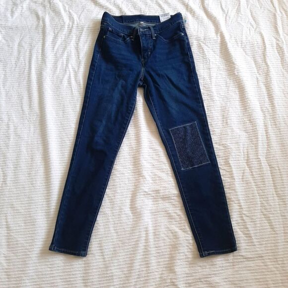 LEVI's Skinny Jean Denim Stretchable size 26 - Picture 1 of 9